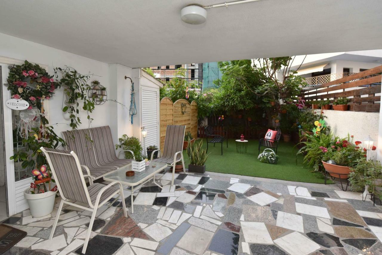 Angela'S Luxury Apartments Larnaca Dış mekan fotoğraf