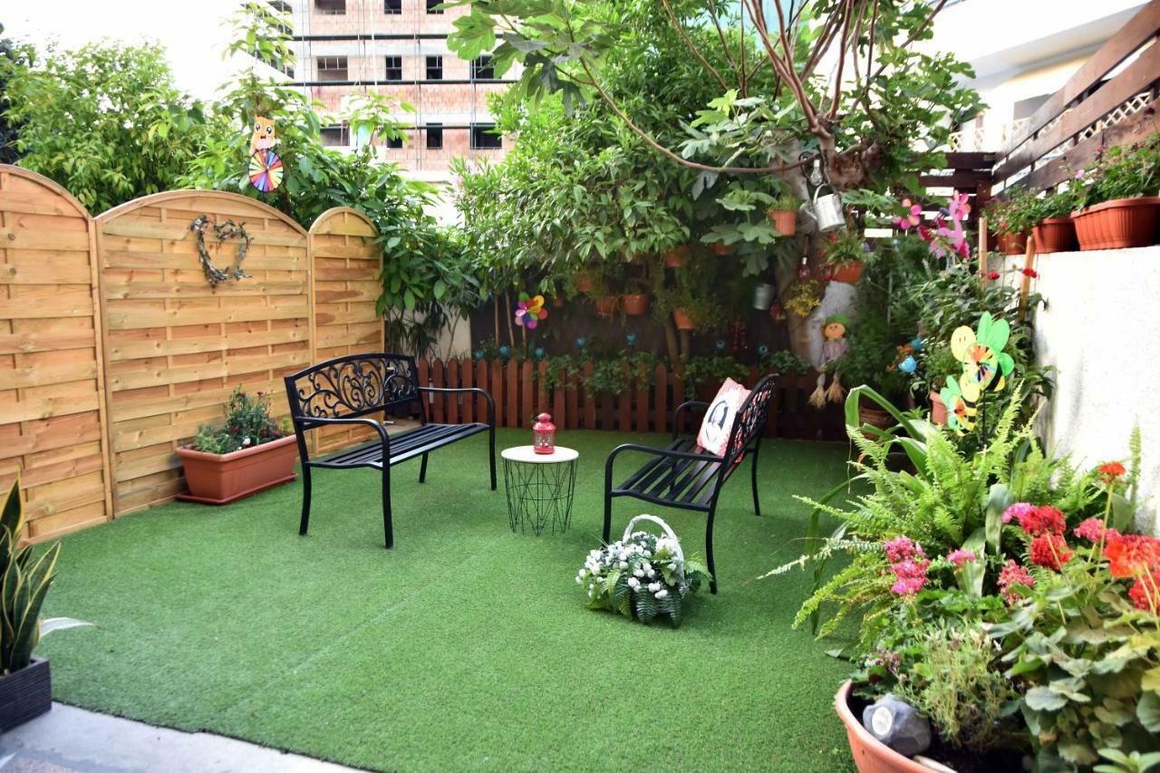 Angela'S Luxury Apartments Larnaca Dış mekan fotoğraf