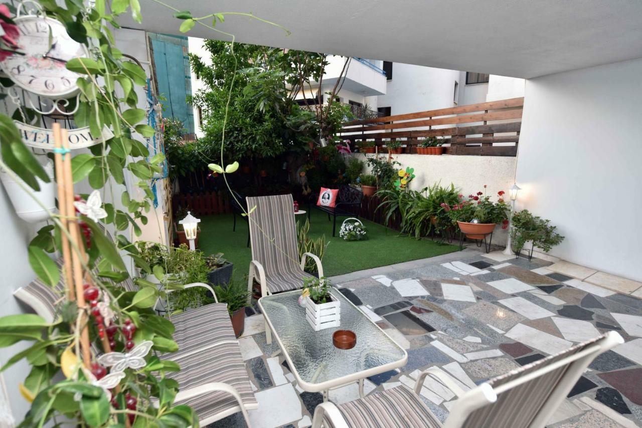 Angela'S Luxury Apartments Larnaca Dış mekan fotoğraf