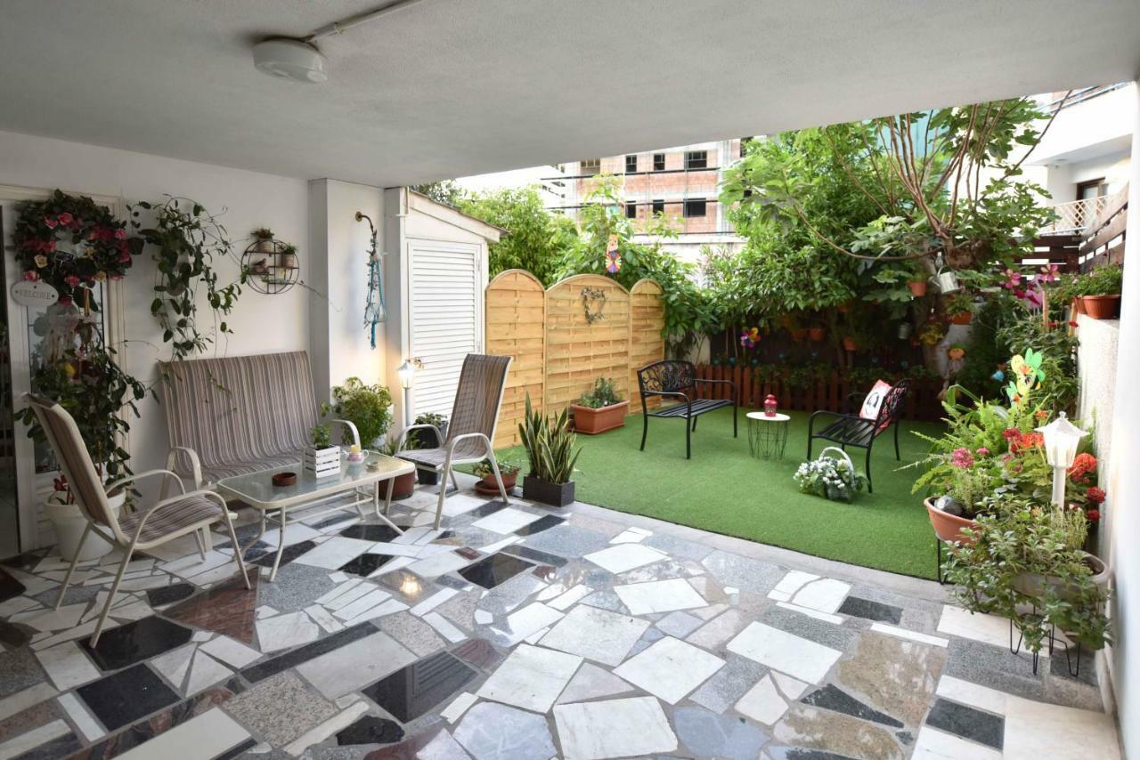 Angela'S Luxury Apartments Larnaca Dış mekan fotoğraf
